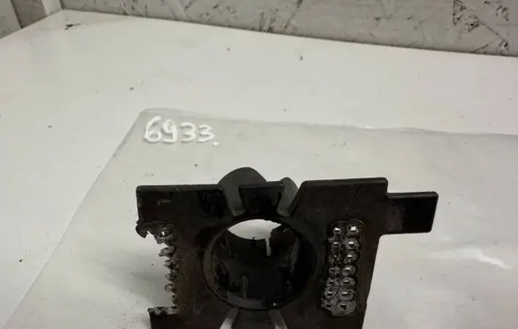 Audi A6 S6 C6 4F Front parking sensor holder (PDC) 4F0919258G