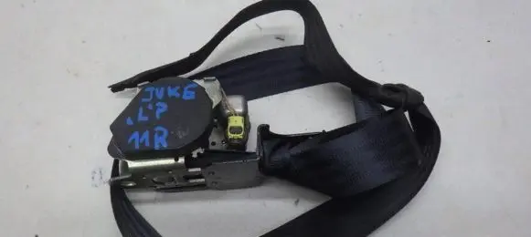 Nissan Juke I F15 Front seatbelt