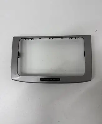 Volkswagen PASSAT B6 Radio/GPS head unit trim 3C0858069M