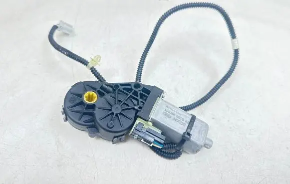 Honda Accord Seat adjustment motor 0390201981