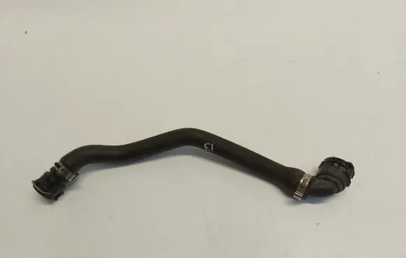 Engine coolant pipe/hose