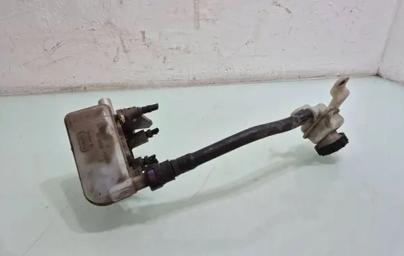 Ford Fiesta Master brake cylinder 