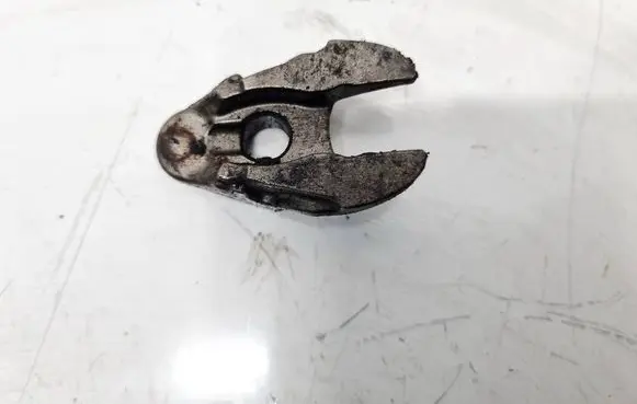 Ford Focus Fuel Injector clamp holder 