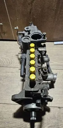 Mercedes-Benz E W124 Fuel injection high pressure pump 6030700101ER0007 0400076994 65234093