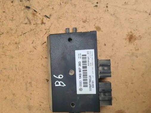 Volkswagen PASSAT B6 Tow bar trailer control unit/module 1K0907383