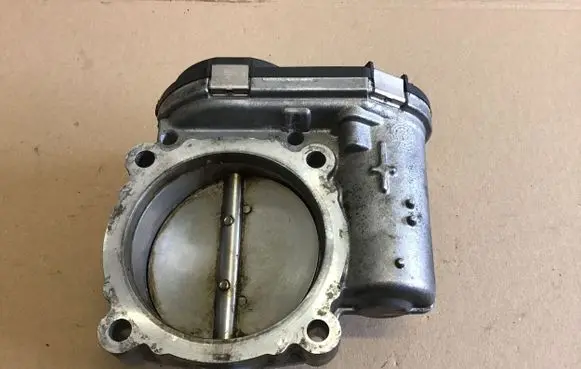 Chrysler Town & Country V Throttle valve 05184349AC 0280750570