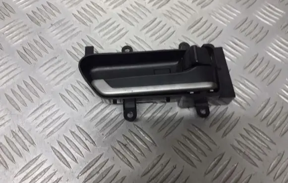 Nissan Murano Z50 Rear door handle trim 
