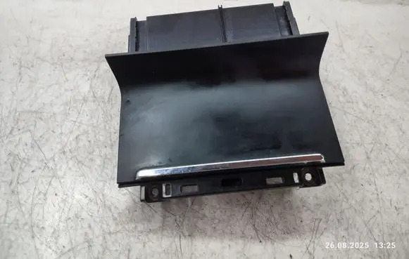 Skoda Superb B6 (3T) Ashtray (front) 3T0857962
