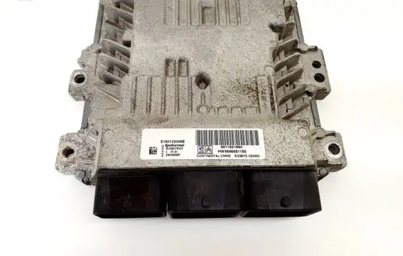 Citroen C4 II Picasso Engine control unit/module 9811651980