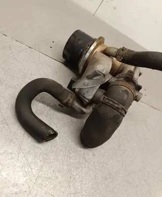 Skoda Octavia Mk3 (5E) EGR valve cooler Y2392006 04L131512D