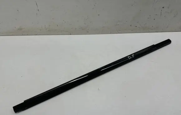BMW 2 F44 Front door glass trim molding 7483132