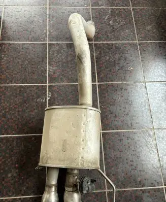 Chevrolet Corvette C7 Rear muffler/silencer tail pipe 82241244