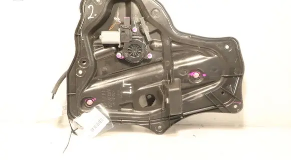 Mazda 3 III Rear window lifting mechanism without motor 
