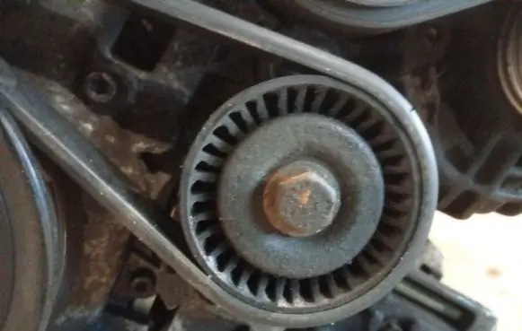 Audi A3 S3 8P Generator/alternator belt tensioner