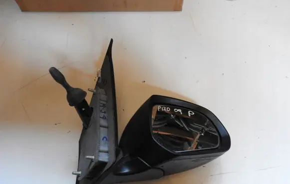 Nissan Pixo Front door electric wing mirror asd1114