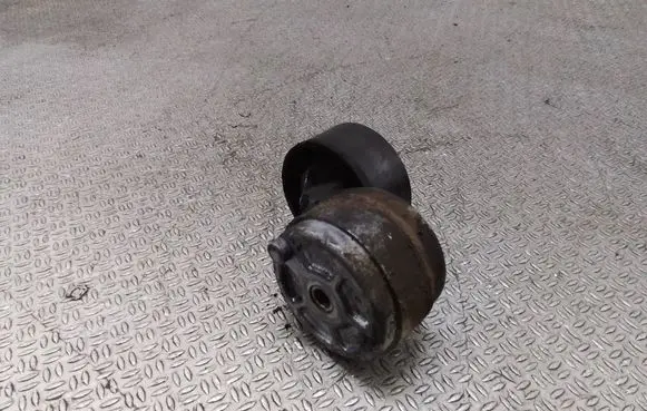 Alfa Romeo GT Generator/alternator belt tensioner