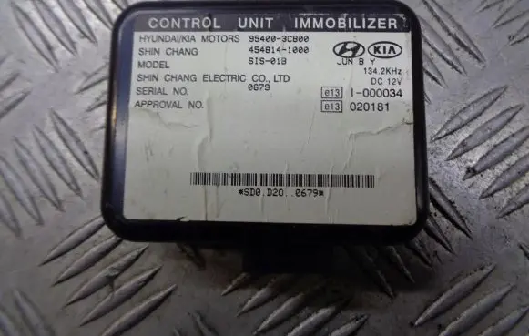 KIA Magentis Immobilizer control unit/module 95400-3C800