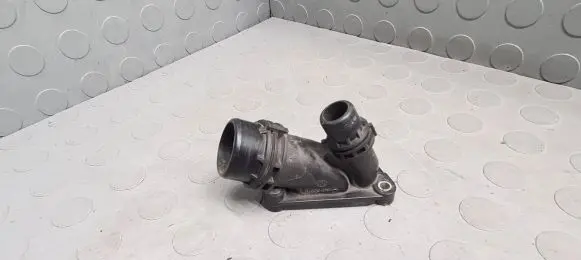 BMW 1 E82 E88 Engine coolant pipe/hose 7800048
