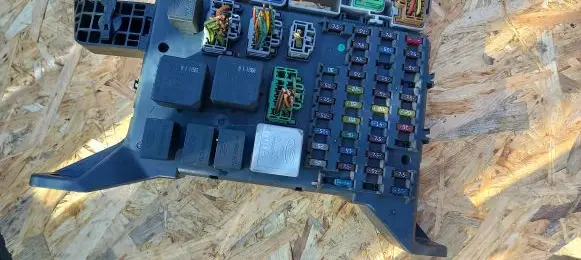 Ford Mondeo Mk III Central body control module