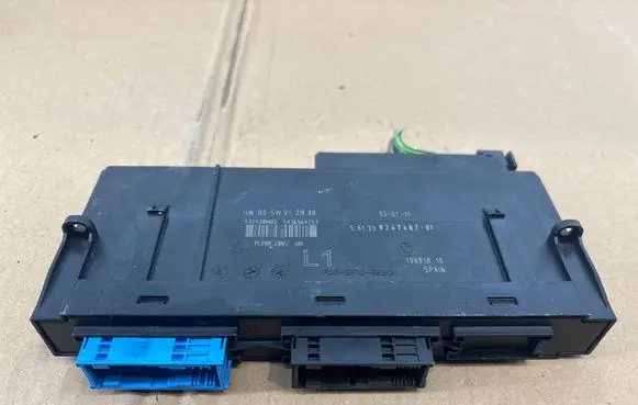 BMW 1 E82 E88 Comfort/convenience module 532538M00 9247467 5436564253