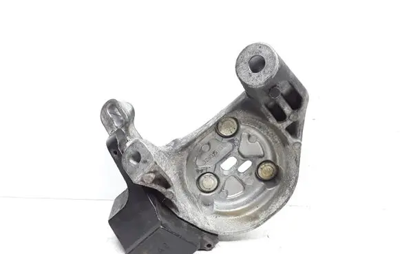 Volvo V50 Engine mounting bracket 30778783