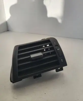 BMW X3 E83 Dashboard side air vent grill/cover trim 64228361897
