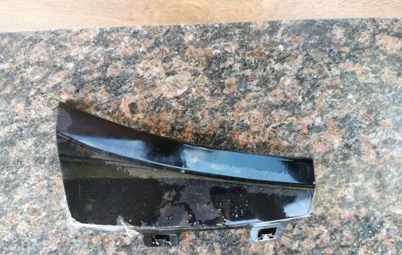 Mercedes-Benz C AMG W205 Front bumper splitter molding A2058856502