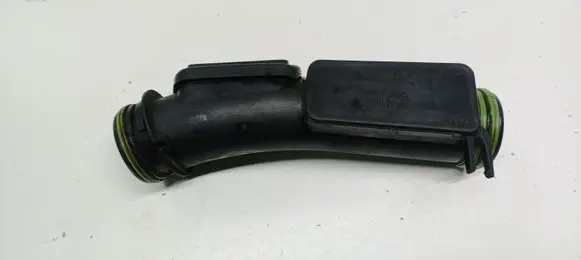 Volkswagen PASSAT B6 Intercooler hose/pipe 03C145674B