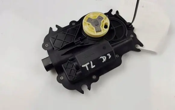 Audi A8 S8 D3 4E Front door soft close latching motor 4E0837059
