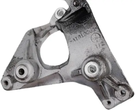 Land Rover Range Rover L405 Engine mount bracket KPLA19D624AB