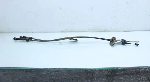 Honda CR-V Gear shift cable linkage 