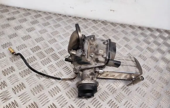 Audi Q7 4M EGR valve cooler 059131511CH