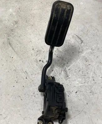 Volkswagen Sharan Accelerator throttle pedal 6PV00777003 7M3721603B YM219F836AA