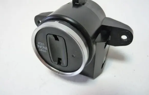 Volkswagen Touareg II Ignition lock 7P6905843D