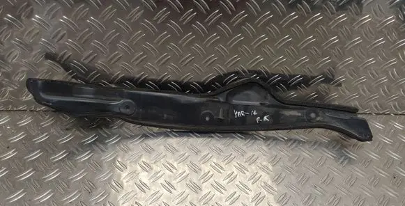 Toyota Yaris Fender end trim 538280D100