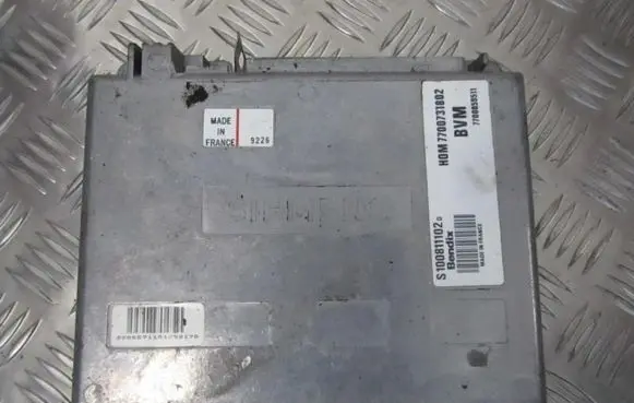 Renault 19 Engine control unit/module hom7700731802 7700859511