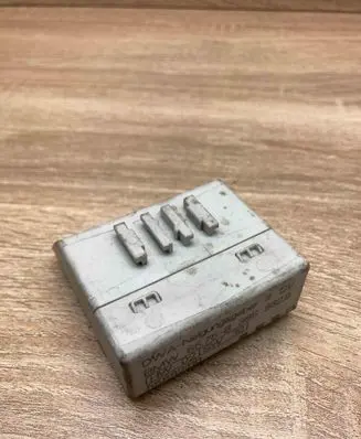 BMW 3 E46 Alarm relay 8386932 Incline
