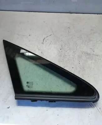 Opel Zafira B Rear side window 43R007951
