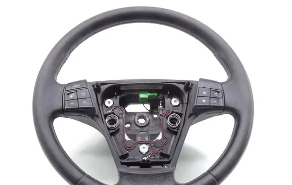 Volvo V50 Steering wheel 8687335