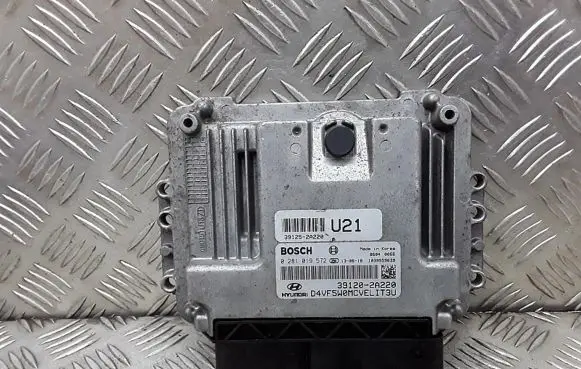 Hyundai i40 Engine control unit/module 391202a220