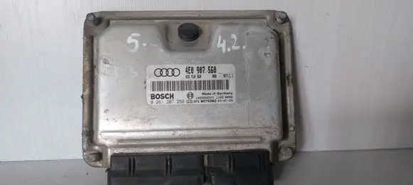 Audi A8 S8 D3 4E Engine control unit/module 4E0907560 0261207256