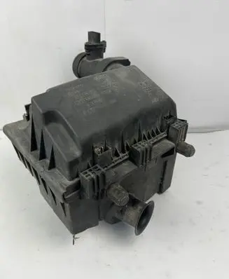 Volkswagen Multivan T4 Air filter box 074129601J 074129607M 074183C