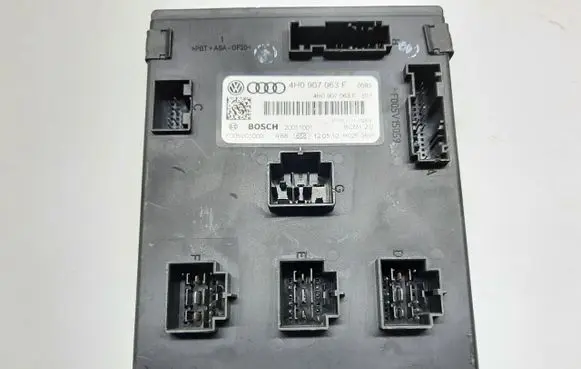 Audi A6 C7 Comfort/convenience module 4H0907063F