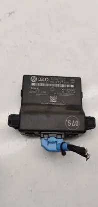 Volkswagen PASSAT B6 Gateway control module 3c0907951C