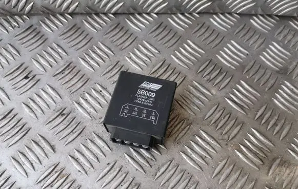 Mitsubishi Colt Tow bar trailer control unit/module 5B009