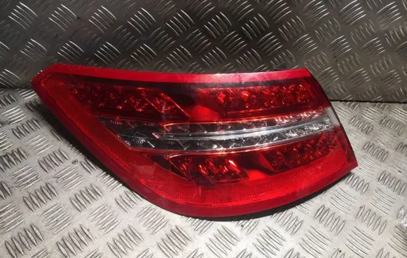 Mercedes-Benz E C207 W207 Rear/tail lights 2079060158 A2079060158