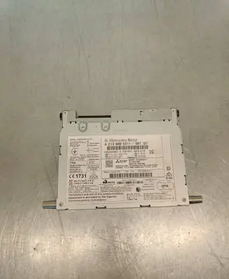 Mercedes-Benz E W213 Radio/CD/DVD/GPS head unit A2139005311 A2139011800 A2139027306