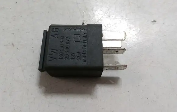 Volkswagen Golf V Other relay 1K0951253