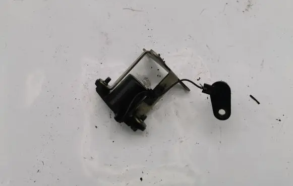 Mercedes-Benz ML W164 other engine part A6420180140
