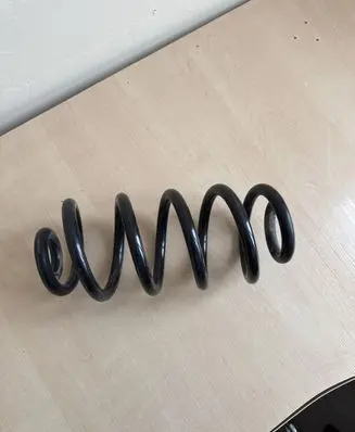 Audi A6 S6 C6 4F Rear coil spring